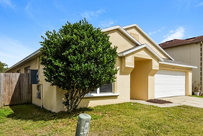 Foto del edificio - 3137 Holland Dr