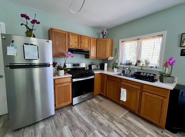 Building Photo - 51 Saddle Ridge Dr