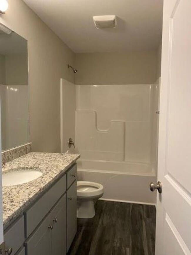 Building Photo - 2220 Remington Ct