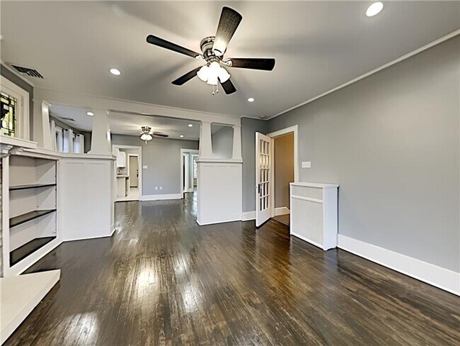 Building Photo - 1403 Tolma Ave