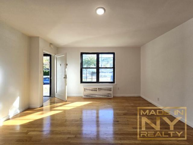 Building Photo - 2 bedroom in FRESH MEADOWS NY 11365