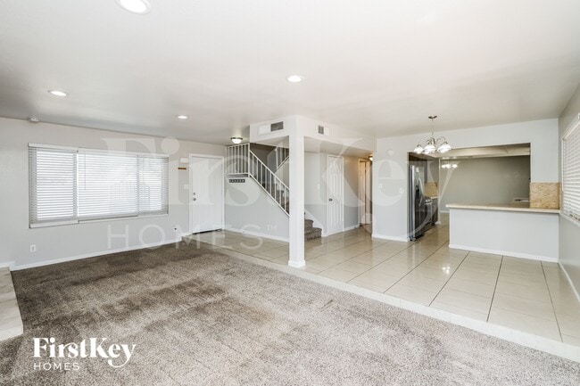 Foto del edificio - 5642 Clydesdale St