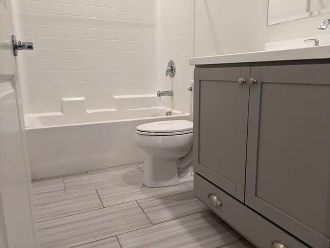 Building Photo - ELLINGTON WAY CHINO HILLS, 91709  (4 BED / 3 BATH)