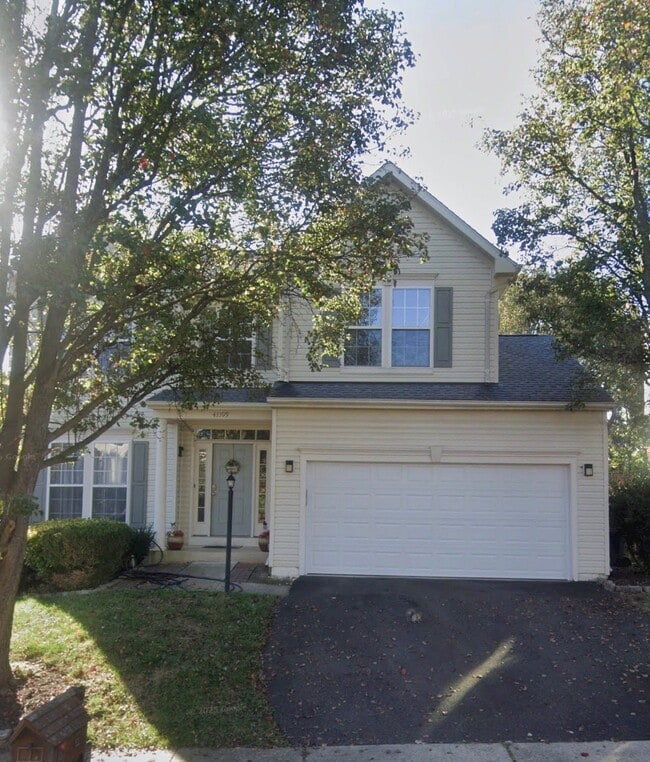 Building Photo - 43399 Malin Ct