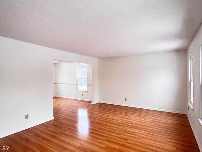 Foto del edificio - 1157 Aqueduct Way