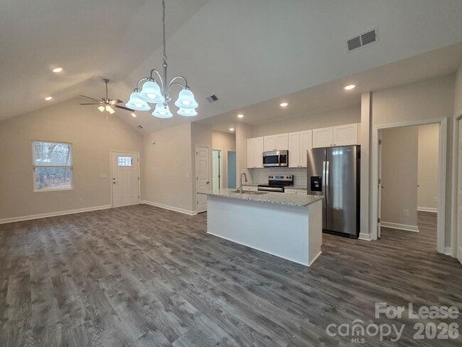 Foto del edificio - 215 Division Ave