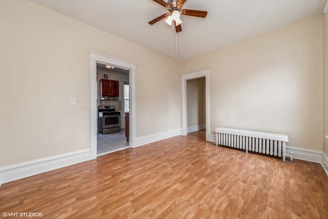 Building Photo - 1135 Marengo Ave