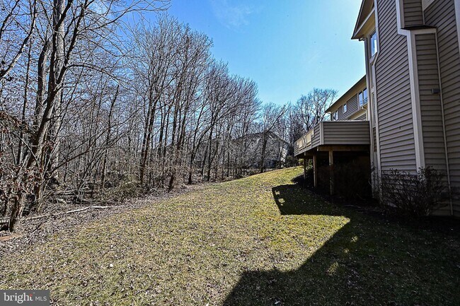 Building Photo - 12014 Creekbend Dr