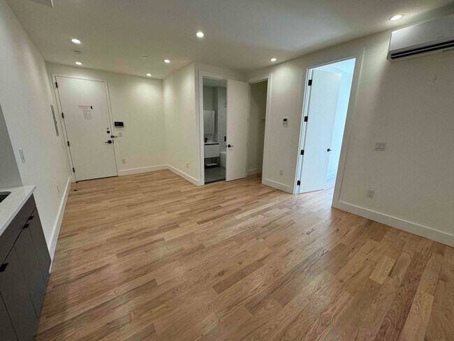 Foto del edificio - 368 E 152nd St