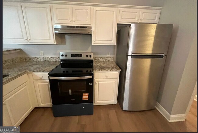 Foto del edificio - 170 Fair Oaks Dr