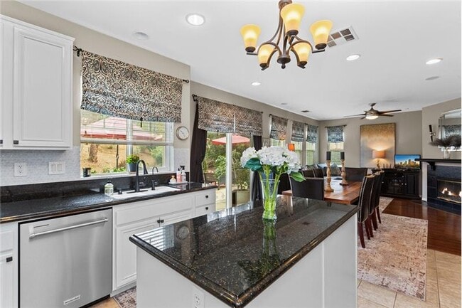 Building Photo - 930 Prism Dr