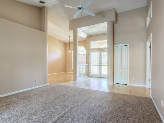 Building Photo - 1484 E Lake Woodlands Pkwy