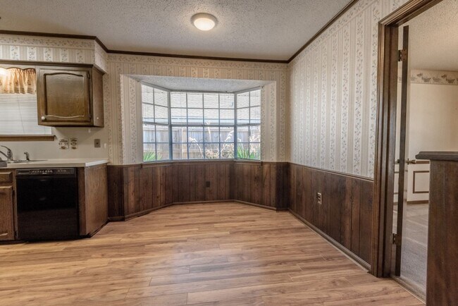 Foto del edificio - 14823 Stoneberg Ave