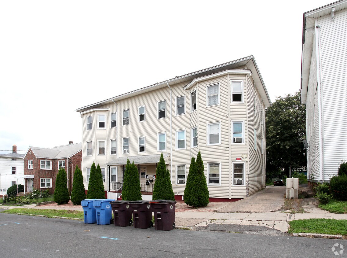 Primary Photo - 66 Smith St