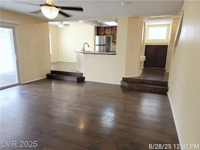 Foto del edificio - Charming Silverado Ranch Home!