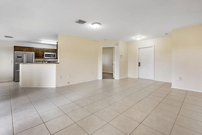 Foto del edificio - 8460 NW 40th St