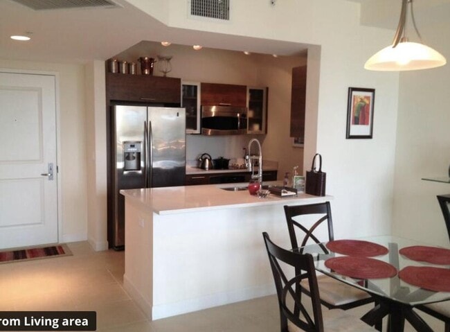 Foto del edificio - 480 Hibiscus St