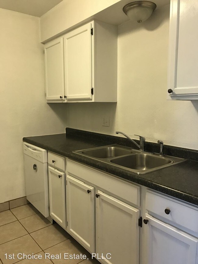 1717 Maple Rdg, Haslett, MI 48840 House Rental in Haslett, MI