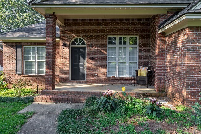 Foto del edificio - 55 Hickory Ln