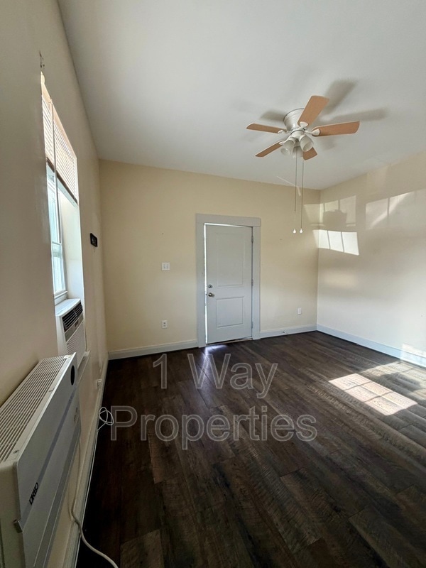 Building Photo - 7409 4th St
