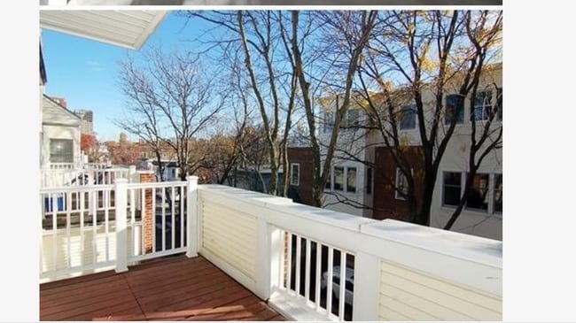 Foto del edificio - 217 Thorndike St