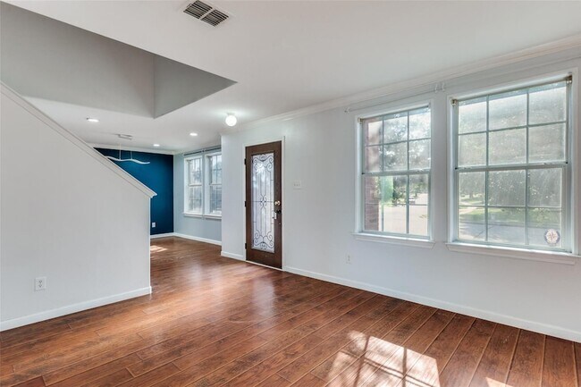 Foto del edificio - 320 S Mesa Verde Way