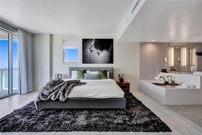 Foto del edificio - 3101 Bayshore Dr