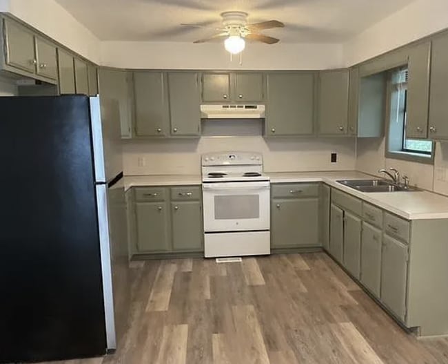 Building Photo - Home for Rent in Hot Springs!