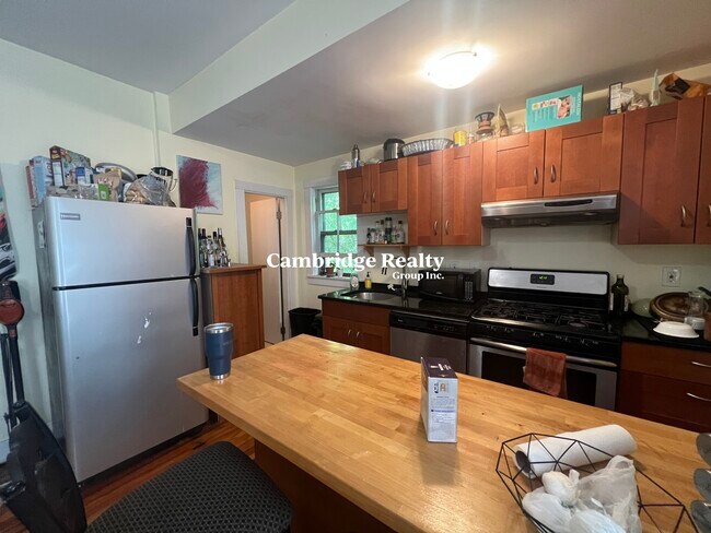 Foto del edificio - 153 Beacon St