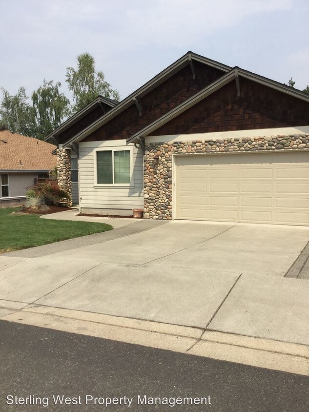 Foto principal - 4 br, 2 bath House - 1247 Poppy Ridge