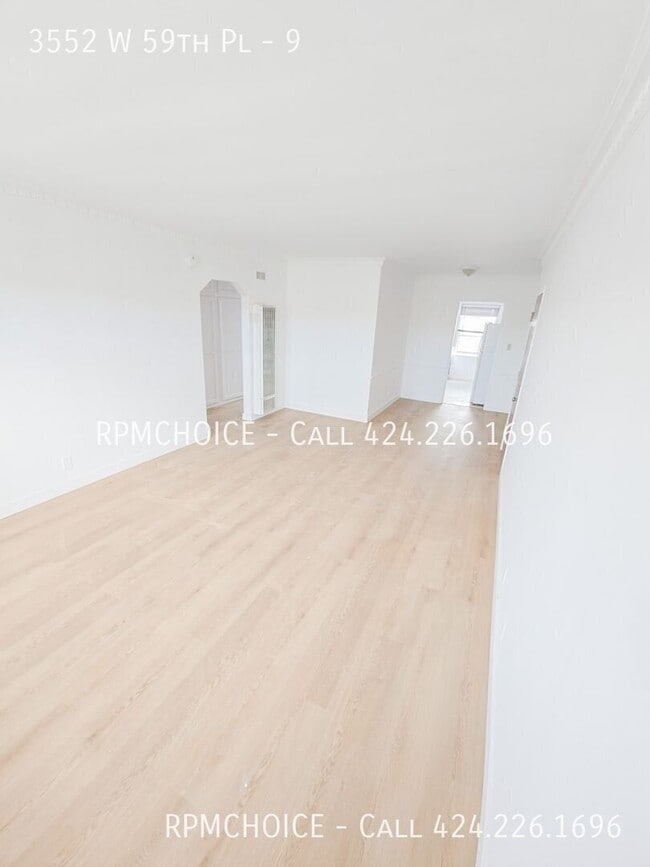 Building Photo - 3552 W 59th Pl