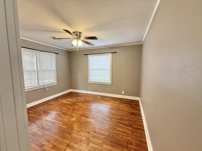 Foto del edificio - 405 Henderson St