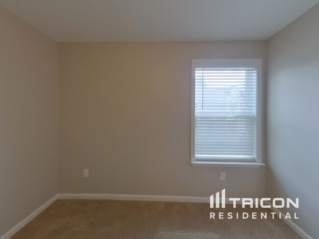 Foto del edificio - 608 Millsgate Cir