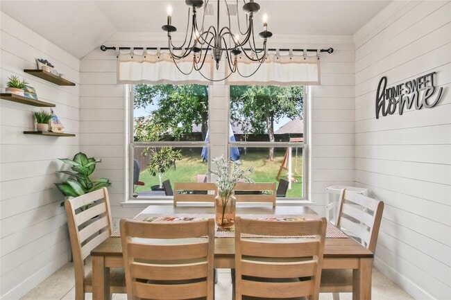 Photo - 913 Freesia Drive House