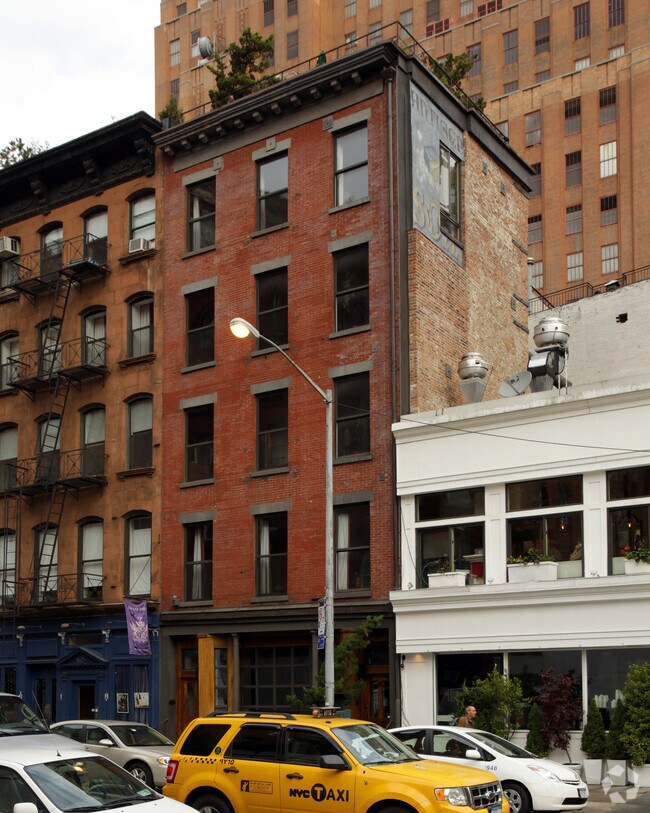 Primary Photo - 155 Duane St