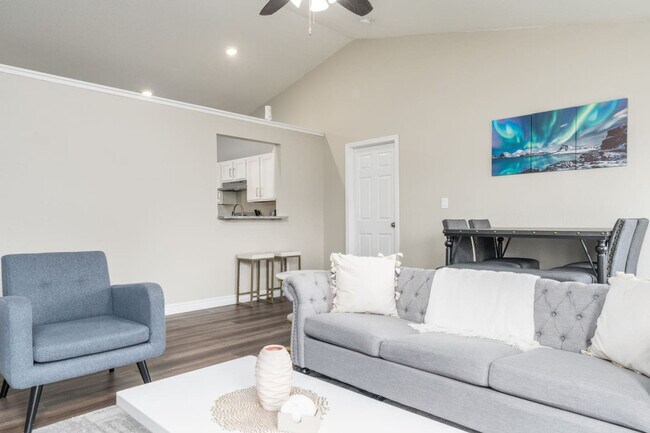 Foto del edificio - 9790 Stonewall Ln