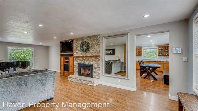 Foto del edificio - 4 br, 2.5 bath House - 28219 45th Ave S