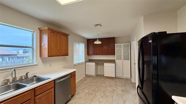 Building Photo - 15209 Mimebark Way