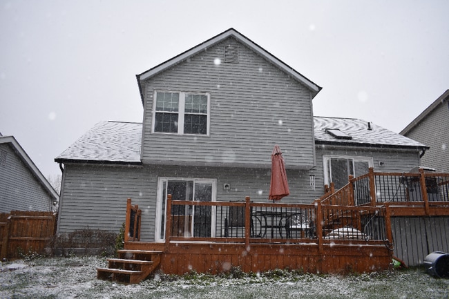 Building Photo - 3211 Southern Hills Dr