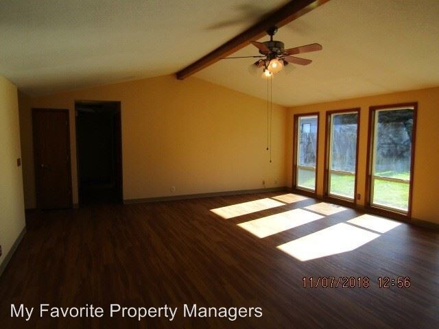 Building Photo - 3 br, 2 bath House - 3054 Timothy Ave.