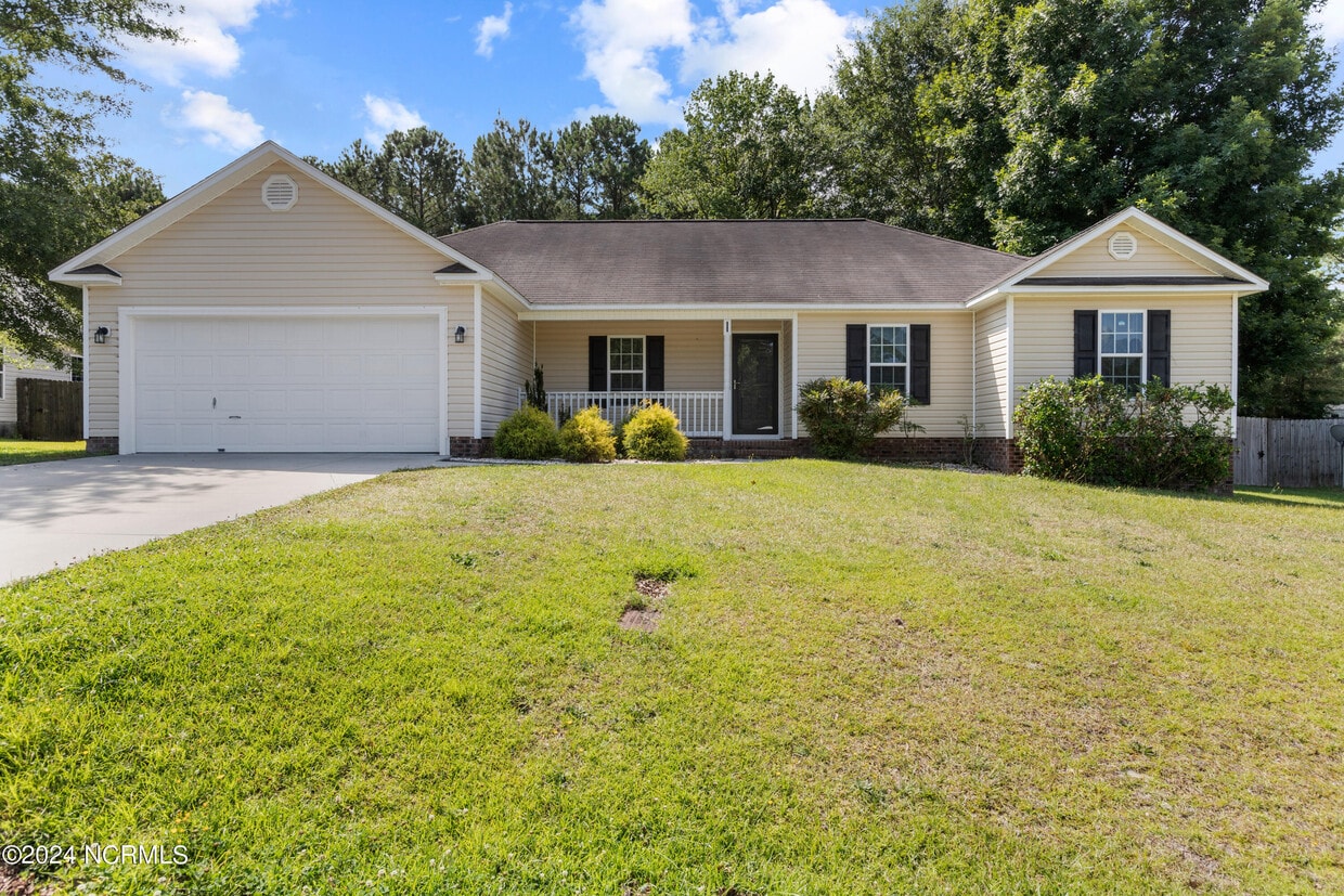288 Brookstone Way, Jacksonville, NC 28546 House Rental in