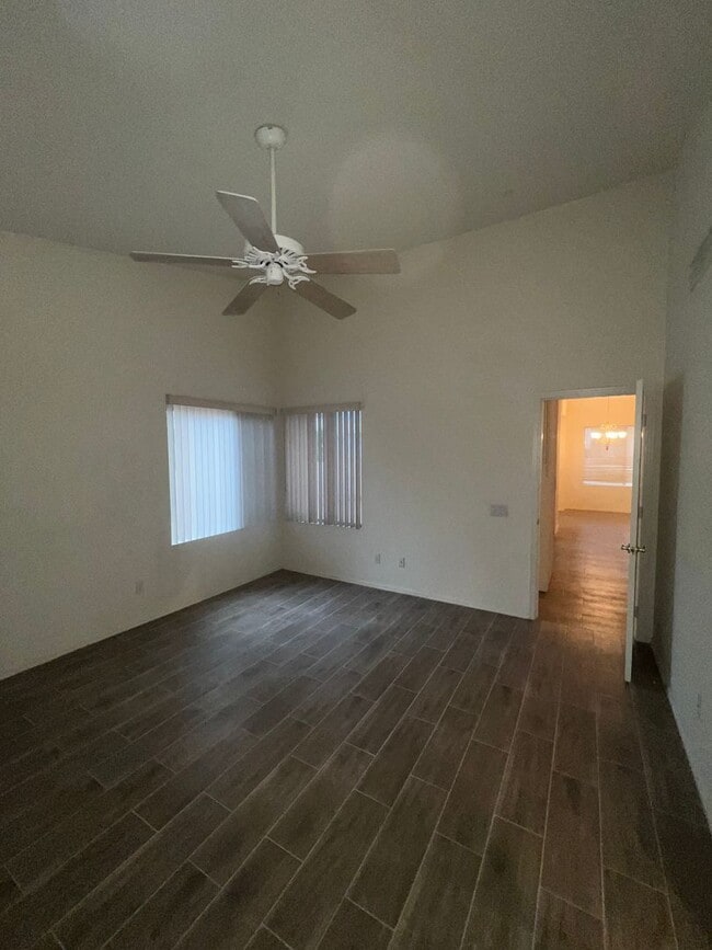 Building Photo - CATALINA FOOTHILLS 3 BEDROOM 2 BATH WITH DEN NEAR SABINO CANYON