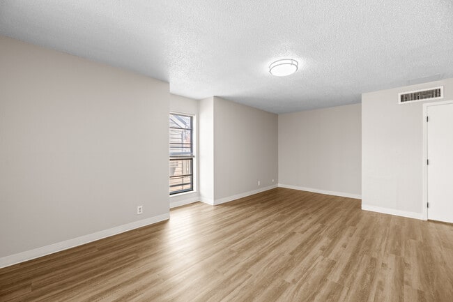 Building Photo - The Terra at 3600