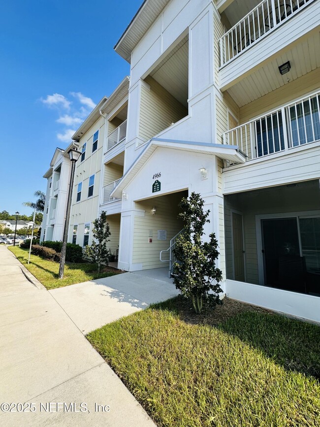 Foto del edificio - 4966 Key Lime Dr