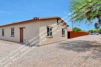 Building Photo - 3727 N Stone Ave