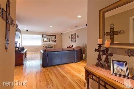 Foto del edificio - 4181 Blackwood St