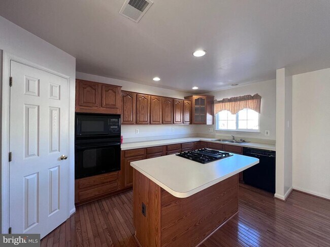 Building Photo - 9445 Lanae Ln
