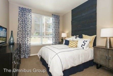 Foto del edificio - 2810-2870 College Ave