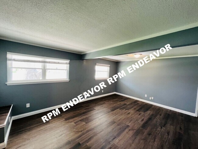 Foto del edificio - 3-Bedroom Home in Fort Zumwalt School Dist...