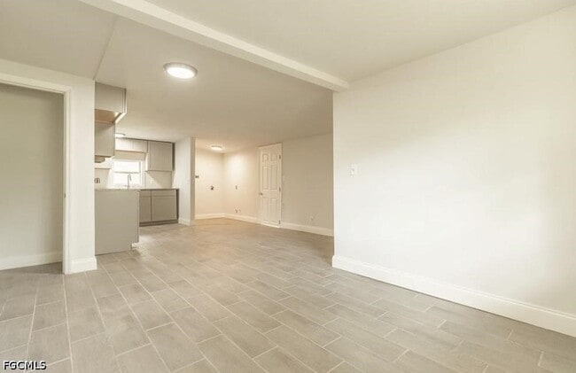 Foto del edificio - 215 Delray Ave